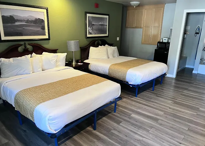 Travelodge By Wyndham Redding Ca